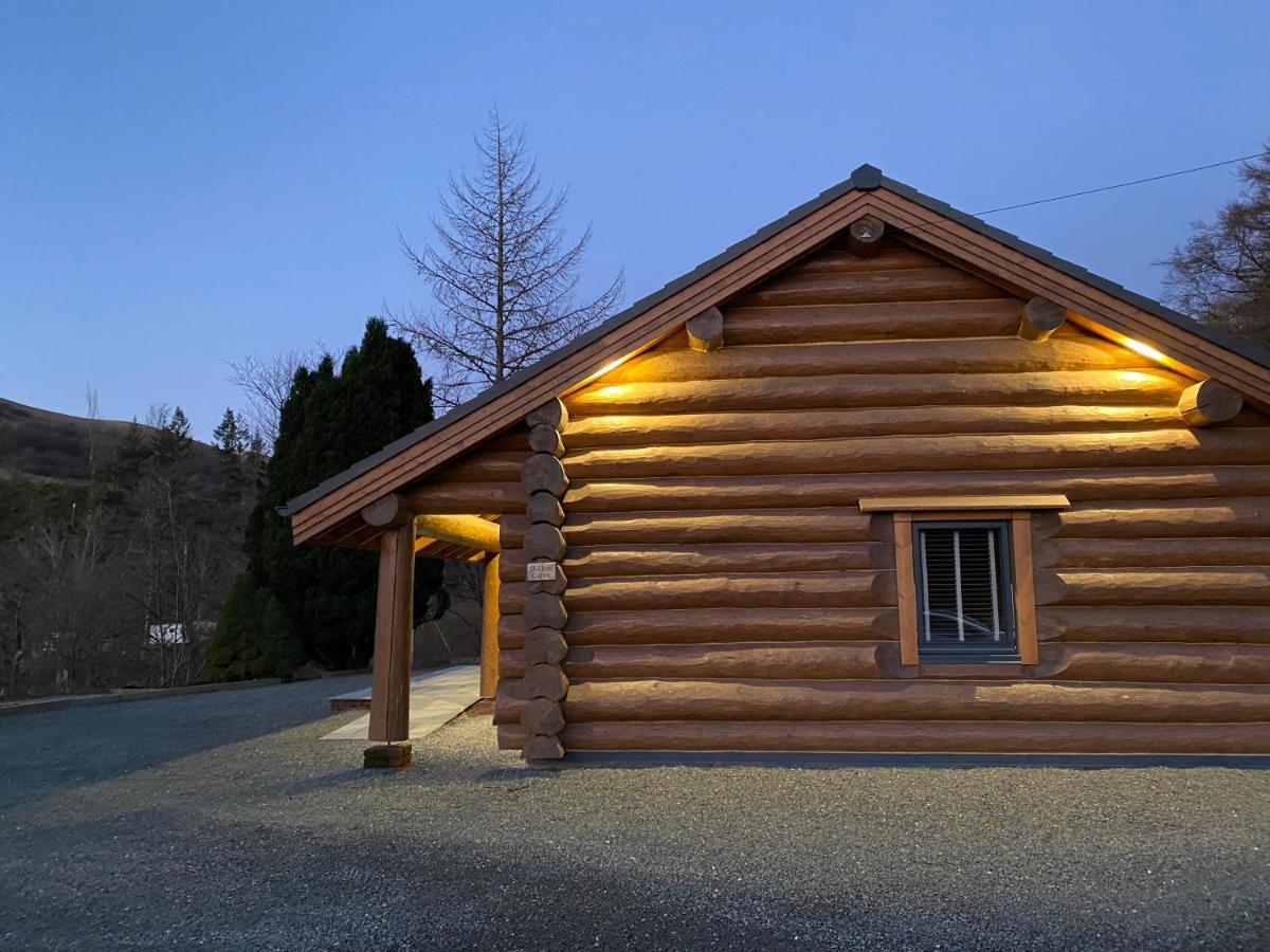 Ewes Water Log Cabins Langholm Exteriör bild